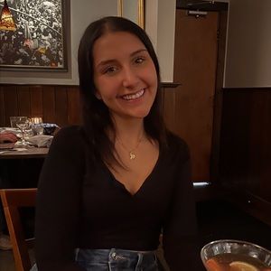 Meet your Posher, Nina